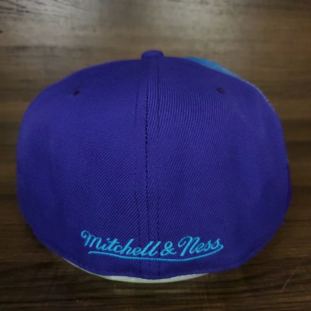 Utah Jazz Mitchell & Ness NBA Fitted 7 3/8 Flatbill Hat Cap 3D‎ Logo Purple NWT